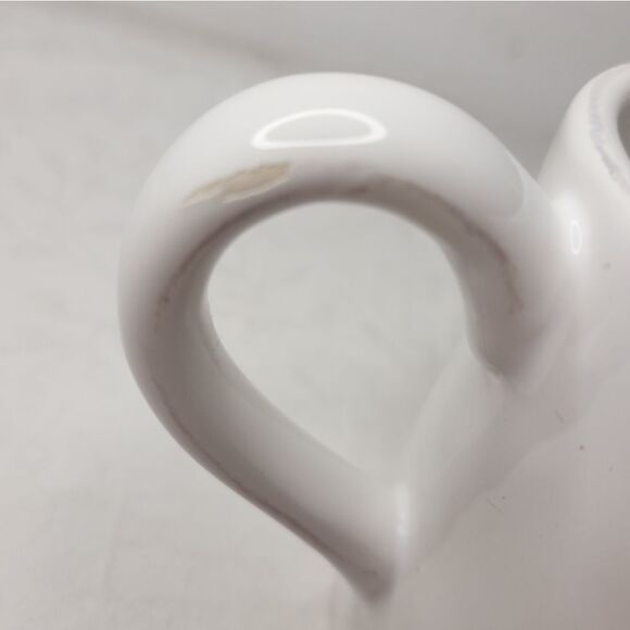 Vintage white bee mug - Picture 10 of 11